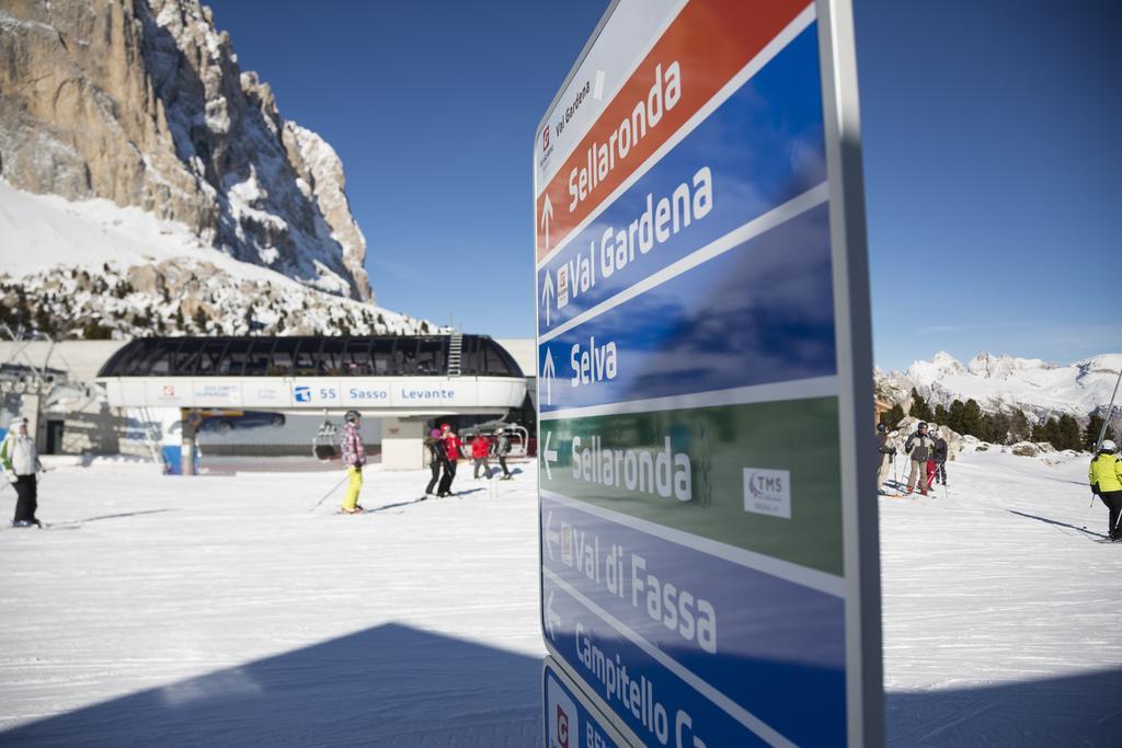 Passo Sella Dolomiti Mountain Resort Selva di Val Gardena Exterior photo