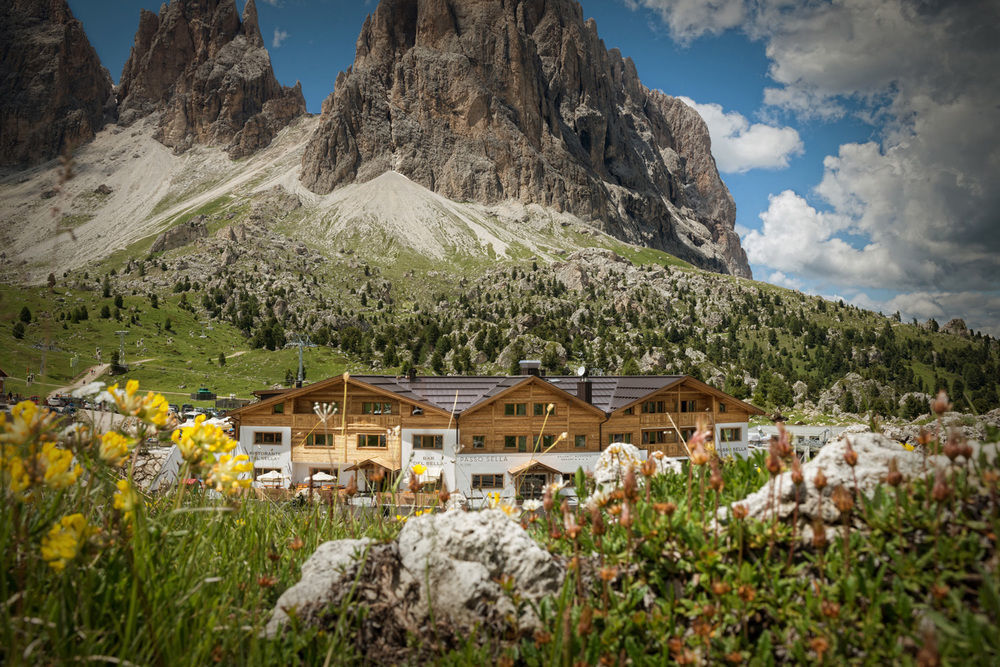 Passo Sella Dolomiti Mountain Resort Selva di Val Gardena Exterior photo